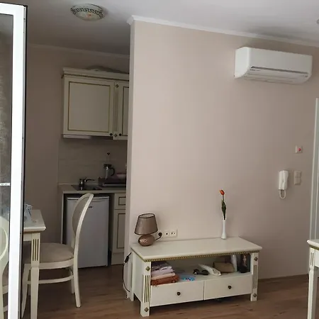 Dawn Park Deluxe Apartment *